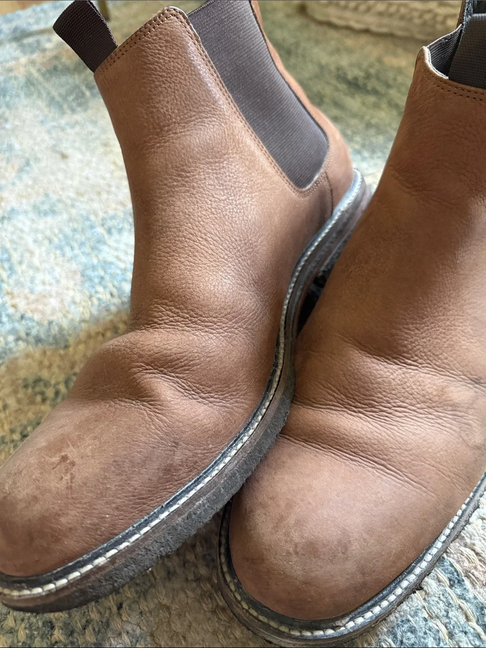 Men's Tan Leather Chukka Boots with Elastic Side Panels